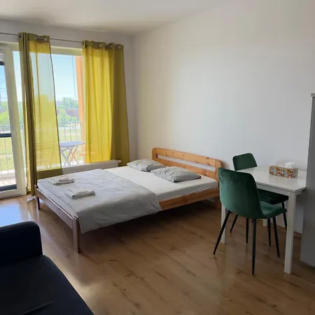Elisabeth Near Center With Private Parking Pressburg